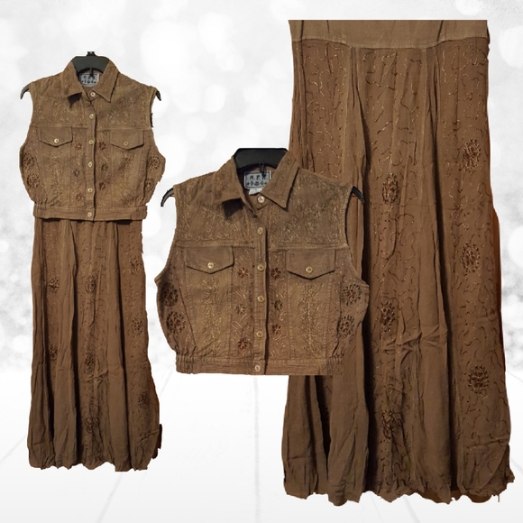 Women's Maxi Dress Size Small - Picture 3 of 6